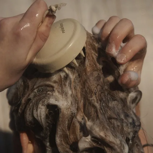 Activate & Massage Scalp Brush