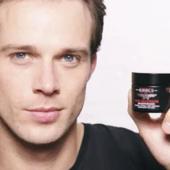 Age Defender Moisturizer