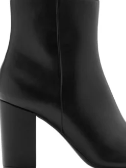 Ankle boots with block heel