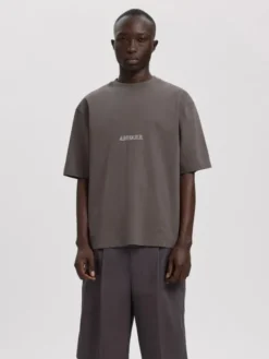 ANROKHOLM LOGO SS O-NECK TEE