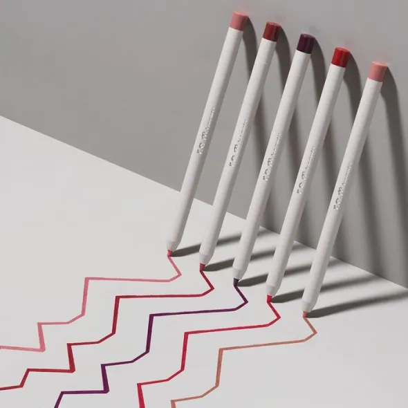 At the borderline - Lip Pencil