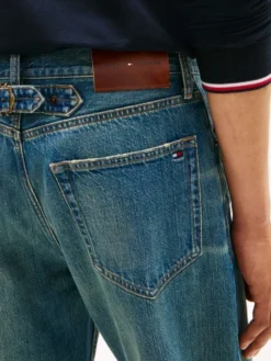 Back Cinch Relaxed Jeans