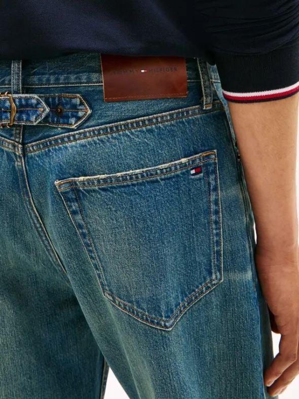 Back Cinch Relaxed Jeans