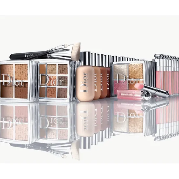 Backstage Blush brush