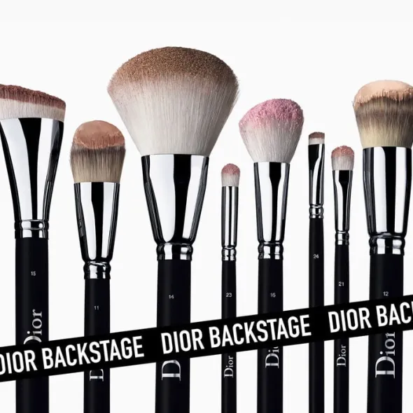Backstage Small eyeshadow blending brush