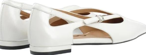 BIABARI Cut Out Pointy Flat Faux Leather