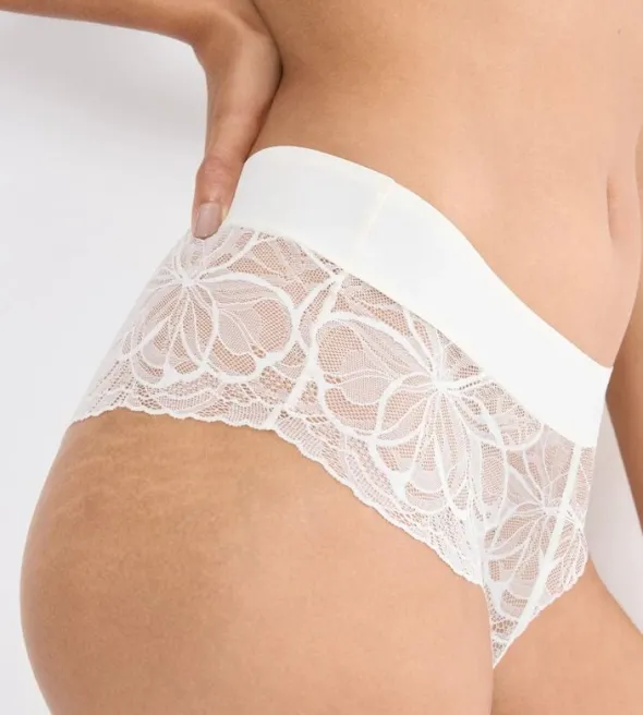 Body Make-Up Illusion Lace Shorty