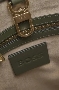 BOSS REVERS BUCKET S