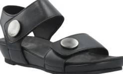 CASAVA Button Sandal Leather