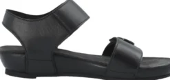 CASAVA Button Sandal Leather