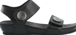 CASAVA Button Sandal Leather