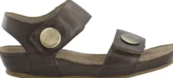 CASAVA Button Sandal West Leather
