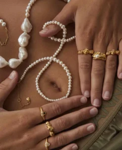 Celeste white ring
