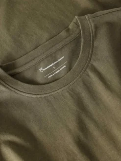 Chest print t-shirt