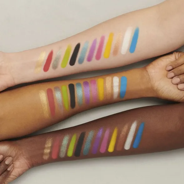 Connect In Colour Eye Shadow Palette