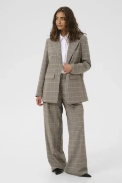 CUarlinda Blazer