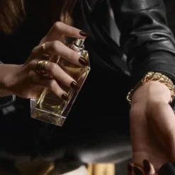 CUIR - Le Vestiaire des Parfums