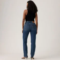 501� Curve Jeans