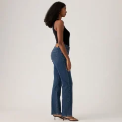 501� Curve Jeans
