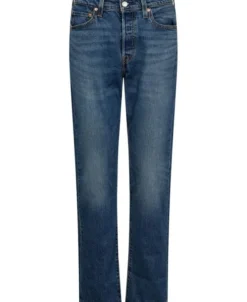 501 CURVE LIGHTWEIGHT HISTORY