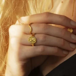 Curvy Ring, VERMEIL (925 Sterling silver gold plated 2. 5 micron)