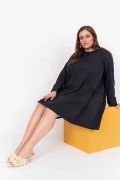 Curvy WA-SAGA 13 Kjole Sort