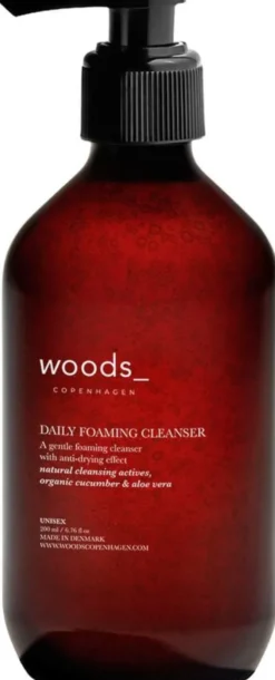 DAILY FOAMING CLEANSER - 200ML