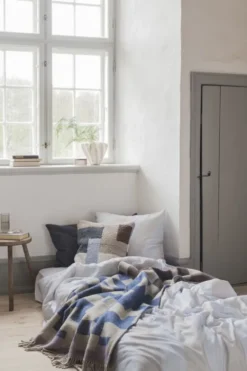 DIAGONAL bed set
