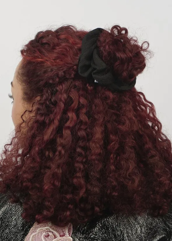 Ea Zig-Zag Scrunchie