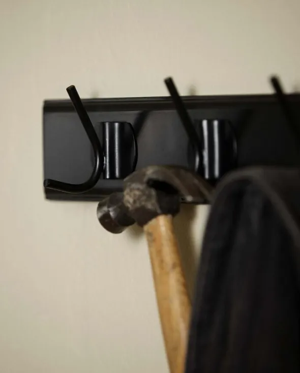 EDGY coat rack, 6 hooks - black w. black finish