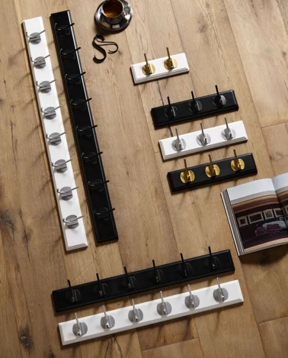 EDGY coat rack, 6 hooks - black w. black finish