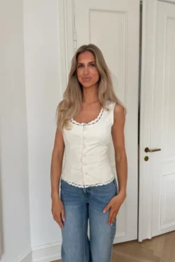 ElsieIC Top