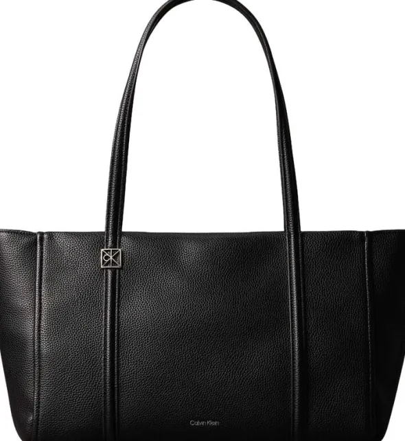 EMBLEM HW PEBBLE TOTE
