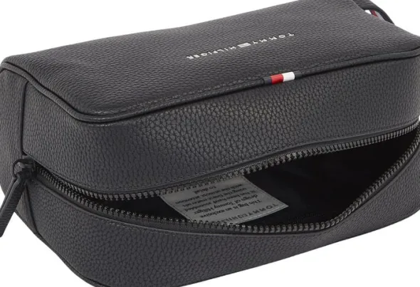 ESSENTIAL PU WASHBAG