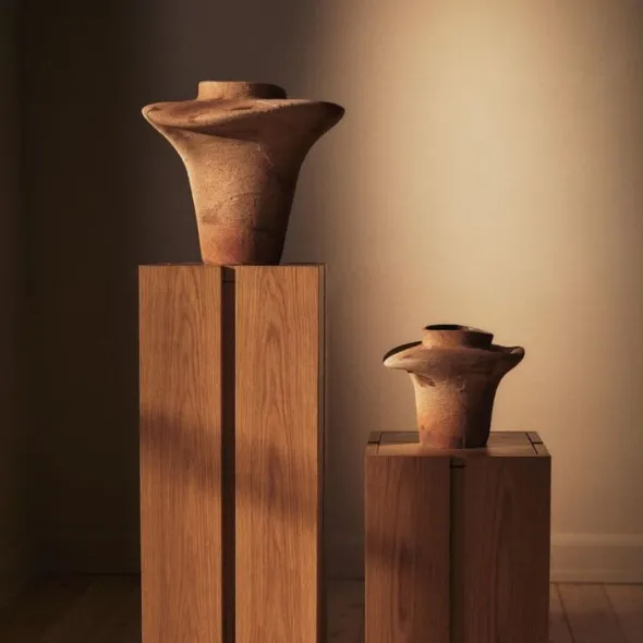 Evio Vase - H22 - Burnt Umber