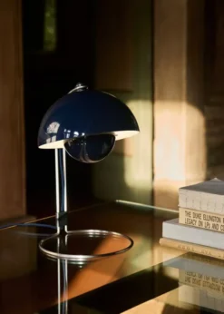 Flowerpot Table Lamp VP4