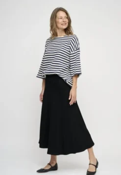gracious skirt