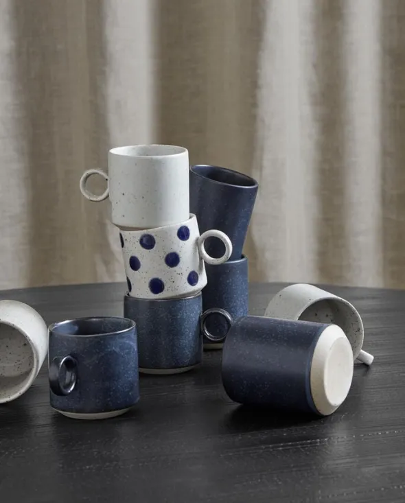 GRAINY cup w. handle, sand
