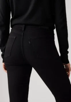724 High Rise Straight Jeans