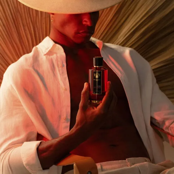 Intense red tobacco Extrait de Parfums 120 ml