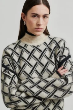 Kaja Knit T-Neck