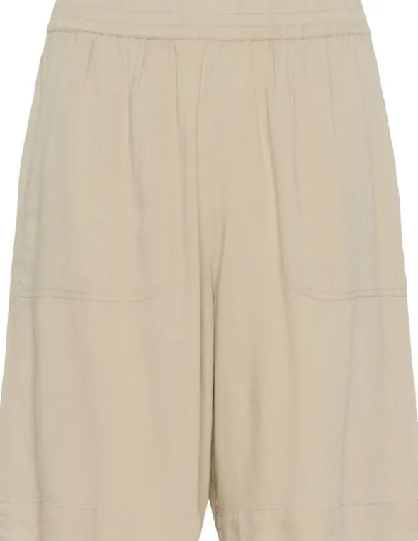 KAmilia Shorts