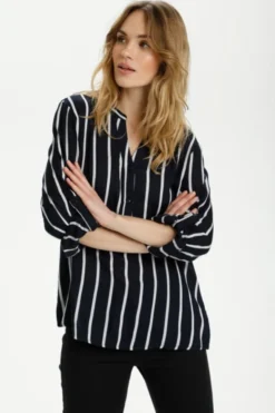 KAstridy Blouse