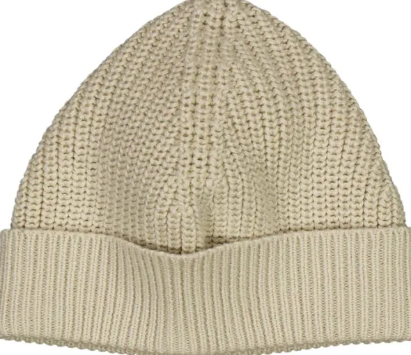 Knit chunky beanie