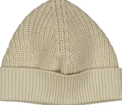Knit chunky beanie