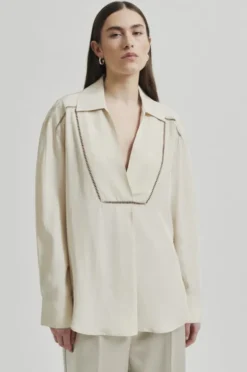 Ladel Blouse