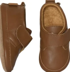 Leather Slippers with velcro