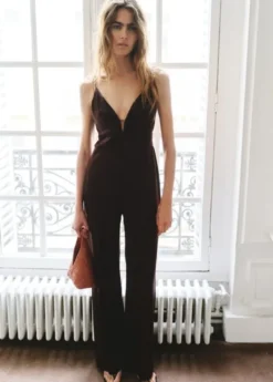 Long jumpsuit with V-neck
