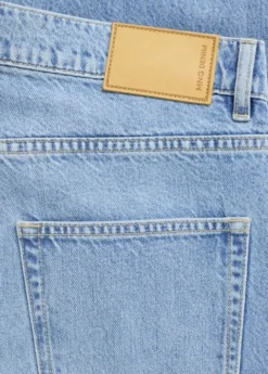 Lori tapered-fit jeans