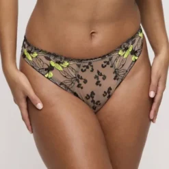 Manali thong
